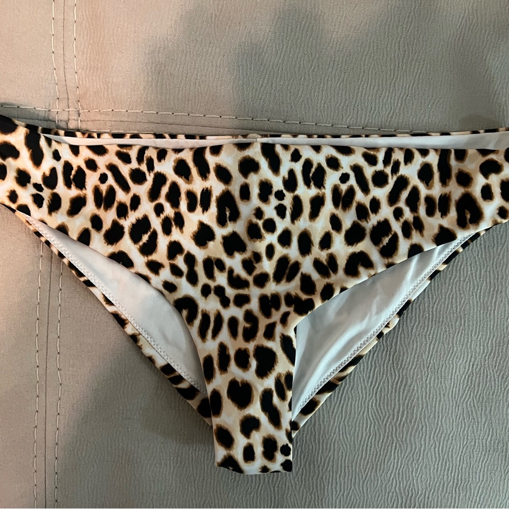 Pink Victoria’s Secret bikini bottoms